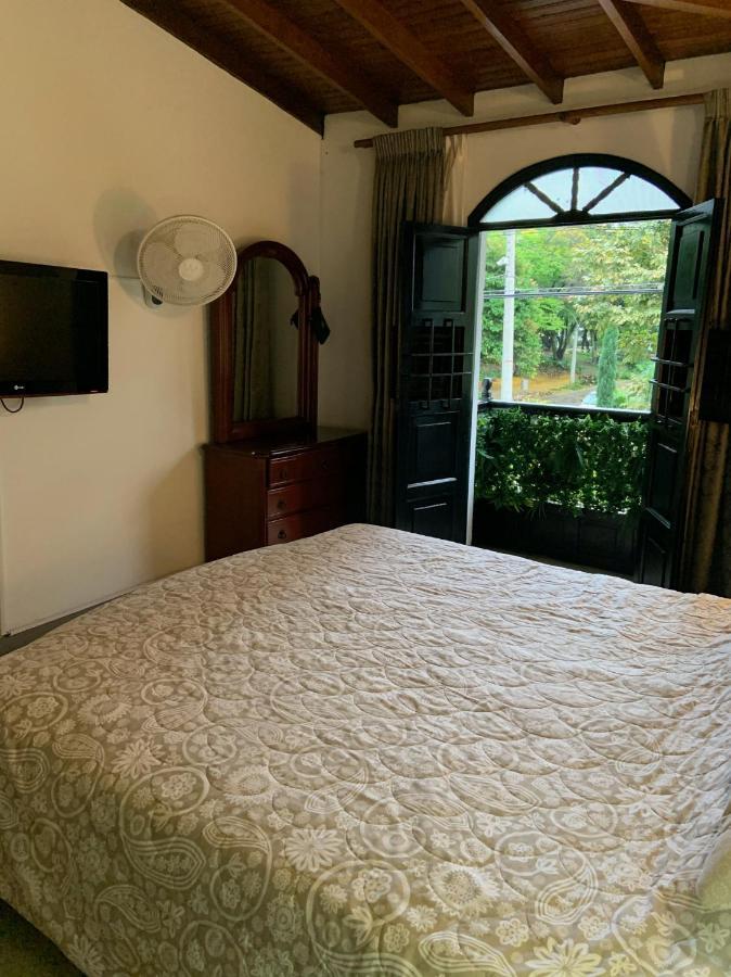 Casa Rosales Hotel Medellín Kültér fotó
