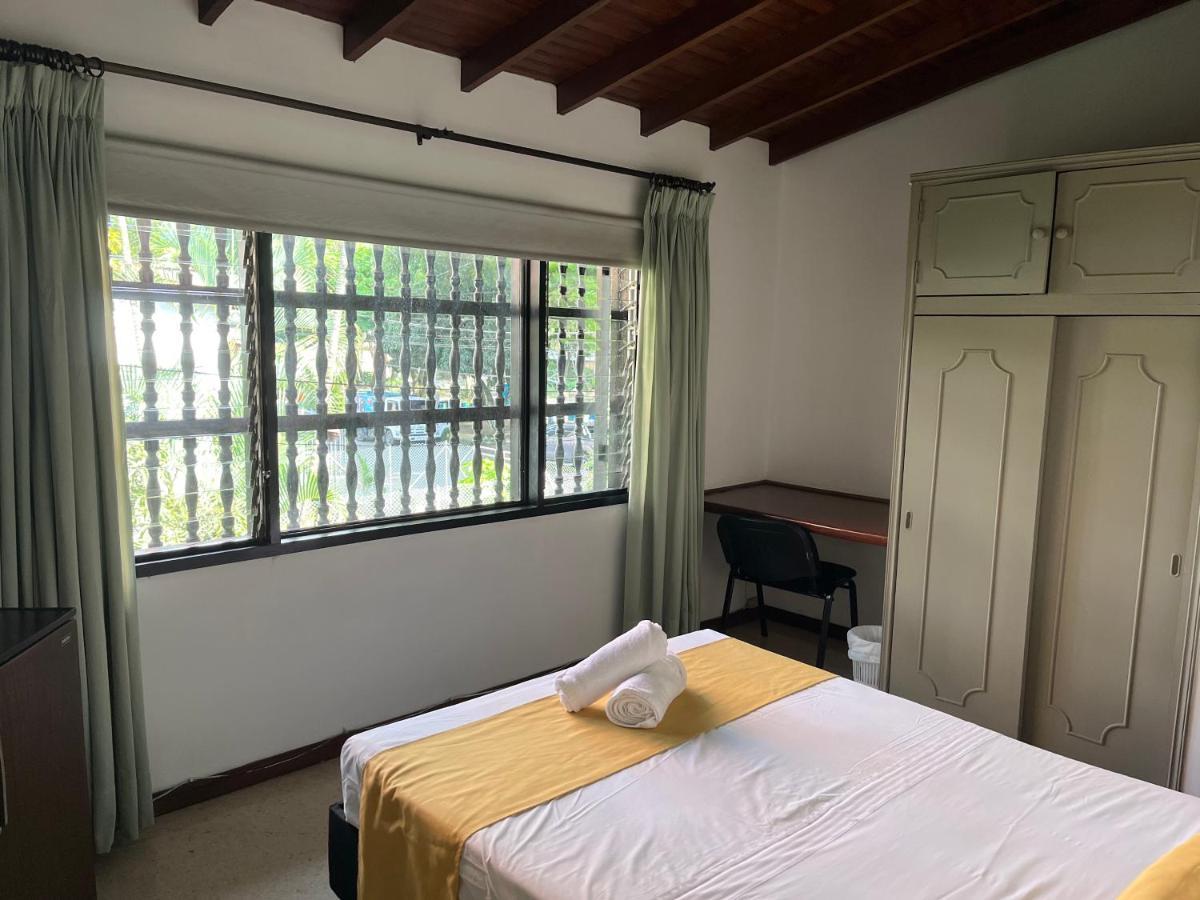 Casa Rosales Hotel Medellín Kültér fotó